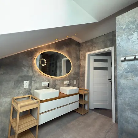 - Dobrej Nocy شقة فندقية