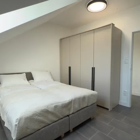 - Dobrej Nocy شتشتنو