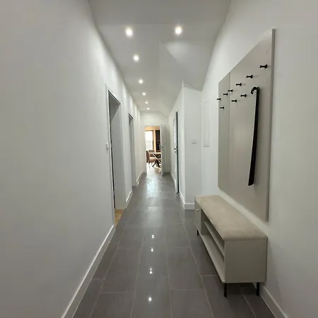 شقة فندقية - Dobrej Nocy